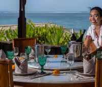 Вилла Cemara, Персонал отеля